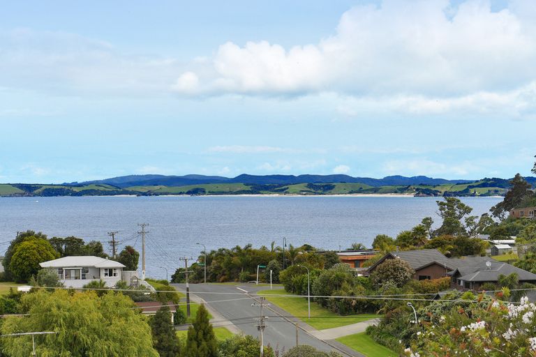 Photo of property in 20 Sea View Road, Leigh, Warkworth, 0985