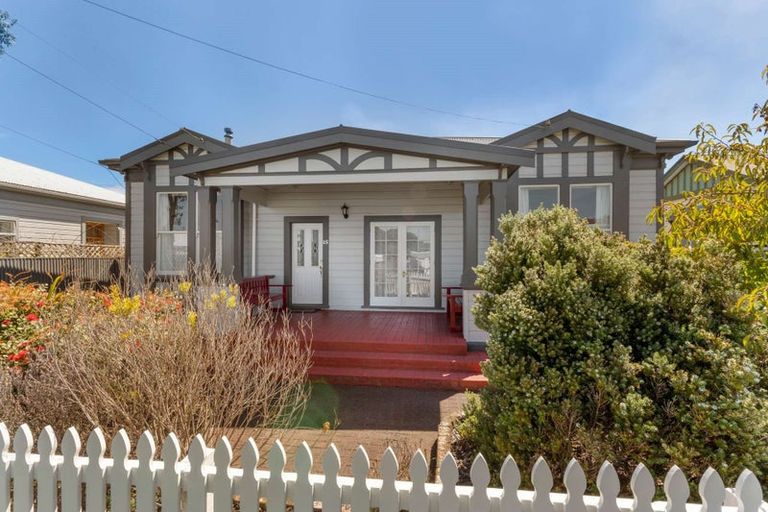 Photo of property in 15 Mason Terrace, Gonville, Whanganui, 4501