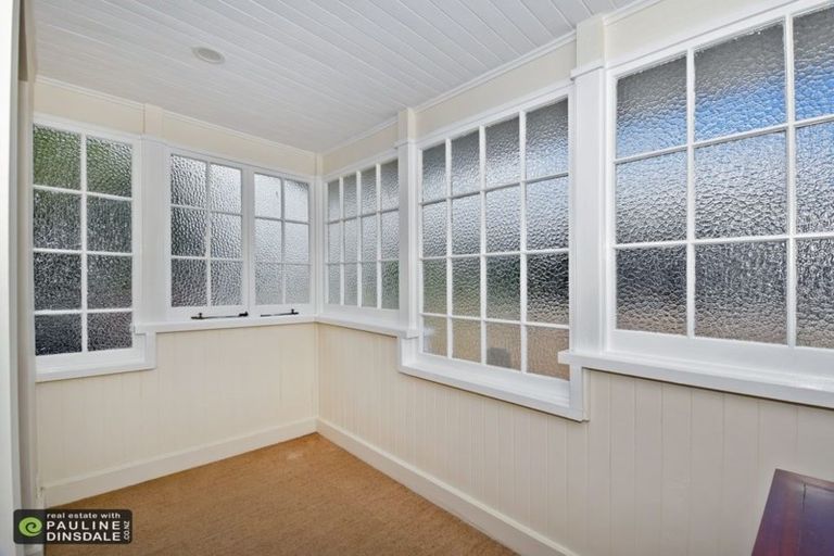 Photo of property in 7 Parahaki Street, Regent, Whangarei, 0112