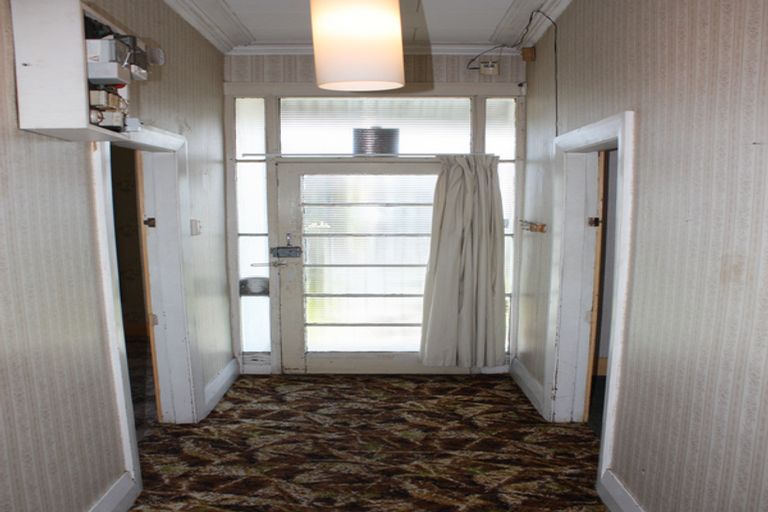 Photo of property in 73 Cutten Street, South Dunedin, Dunedin, 9012