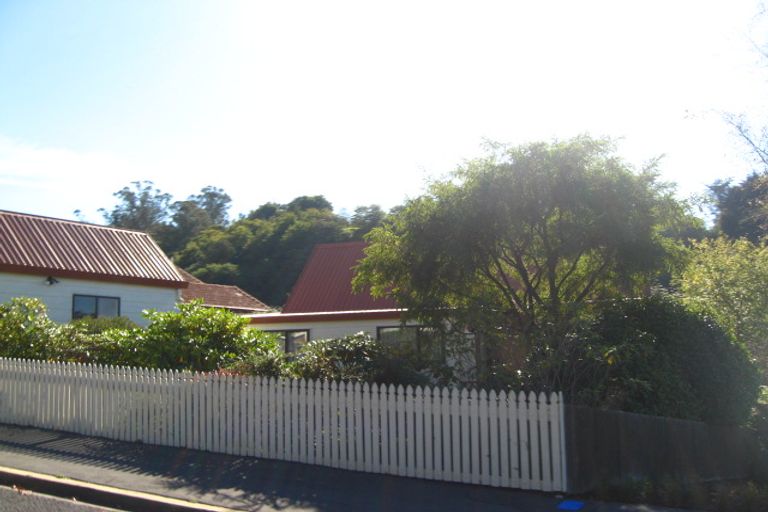 Photo of property in 68 Glenross Street, Glenross, Dunedin, 9011