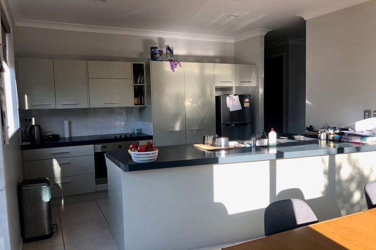 Photo of property in 11m Clearwater Cove, West Harbour, Auckland, 0618