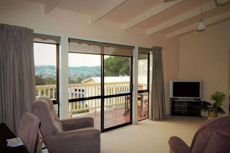 Photo of property in 5a Rangimaarie Crescent, Snells Beach, 0920