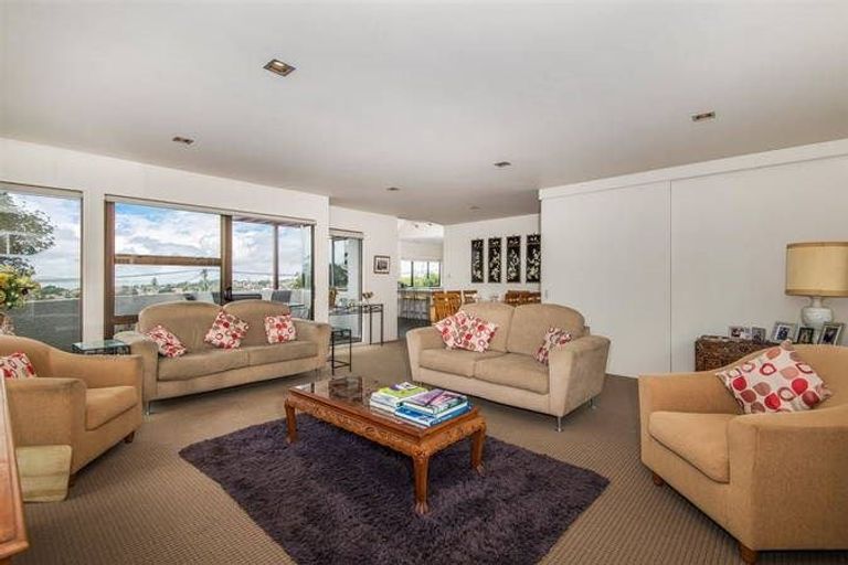 Photo of property in 2/4 Prospect Terrace, Milford, Auckland, 0620