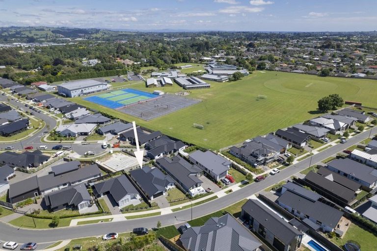 Photo of property in 5 Hanlow Place, Pyes Pa, Tauranga, 3112