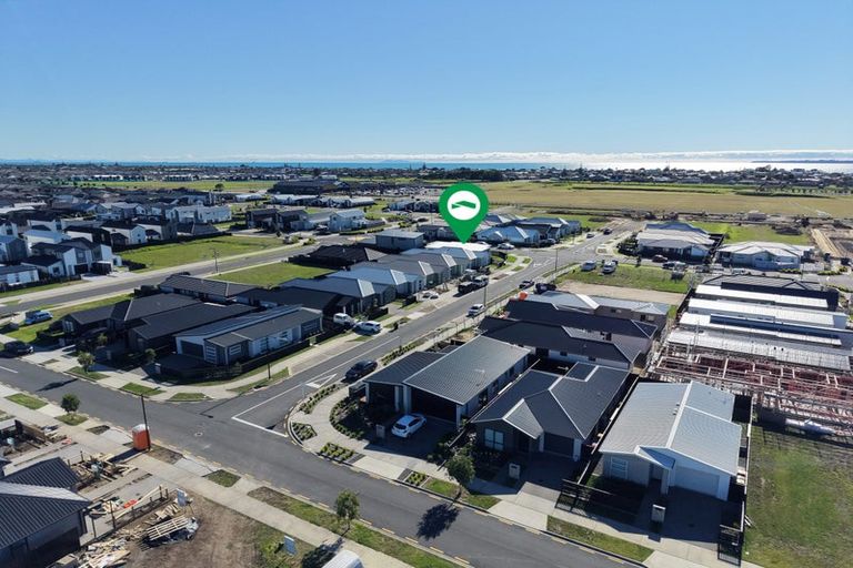 Photo of property in 2 Rockefeller Street, Papamoa, 3118