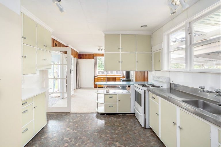 Photo of property in 99 Broadway, Carterton, 5713