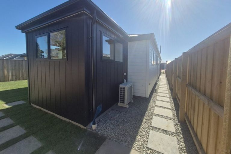 Photo of property in 28 Derbridge Street, Woodend, 7610