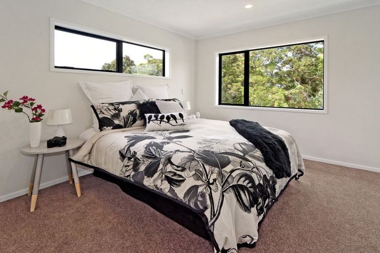 Photo of property in 495a West Coast Road, Glen Eden, Auckland, 0602