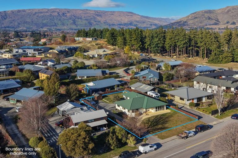 Photo of property in 7 Kings Drive, Wanaka, 9305