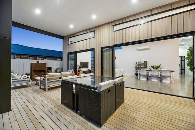 Photo of property in 19 Litsea Way, Papamoa Beach, Papamoa, 3118