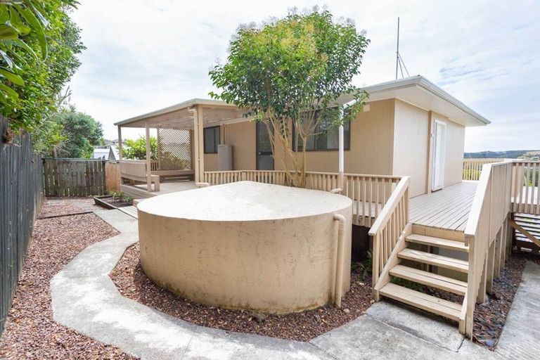 Photo of property in 27 Everard Avenue, Army Bay, Whangaparaoa, 0930