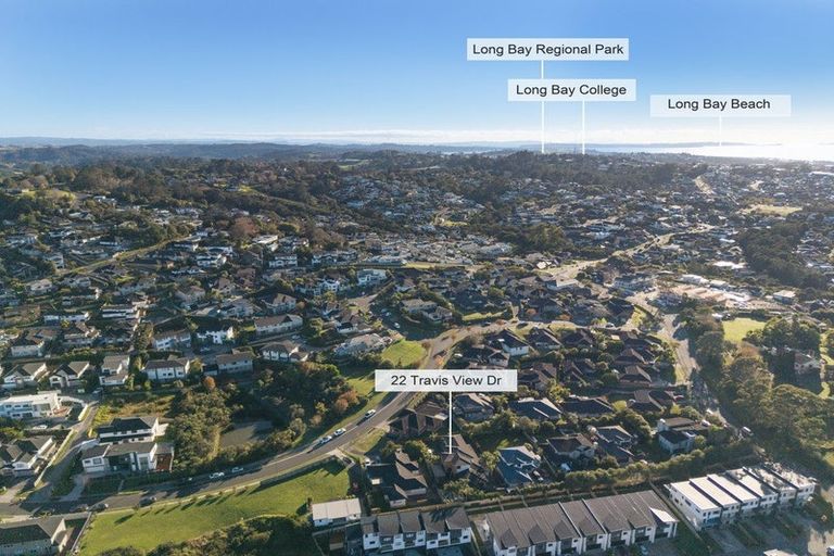 Photo of property in 22 Travis View Drive, Fairview Heights, Auckland, 0632