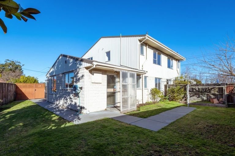 Photo of property in 1/468 Wairakei Road, Burnside, Christchurch, 8053