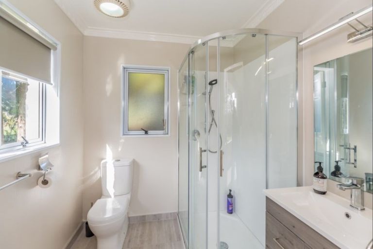 Photo of property in 72 Fairfield Road, Levin, 5510