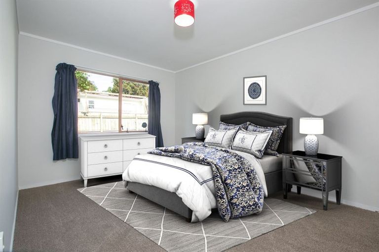 Photo of property in 2/159 Te Atatu Road, Te Atatu South, Auckland, 0610