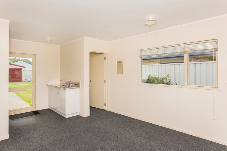 Photo of property in 19 Margaret Place, Lytton West, Gisborne, 4010