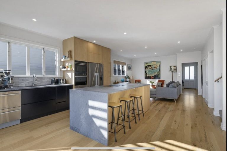 Photo of property in 14 Gunson Street, Freemans Bay, Auckland, 1011