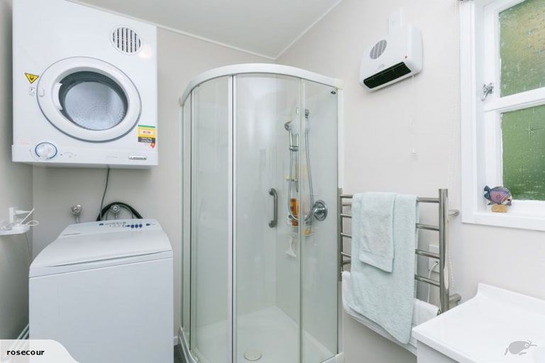 Photo of property in 7/147 Glenmore Street, Kelburn, Wellington, 6012