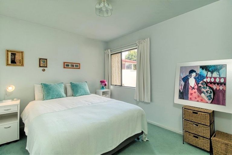 Photo of property in 2/1004 Waipuna Street, Mahora, Hastings, 4120