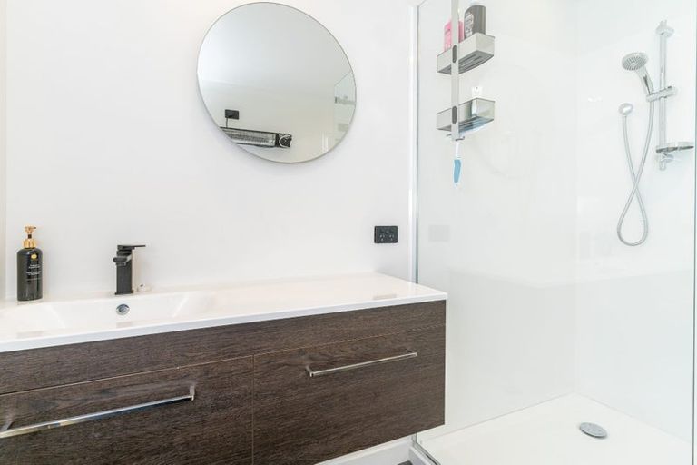 Photo of property in 24b Shand Street, Green Island, Dunedin, 9018