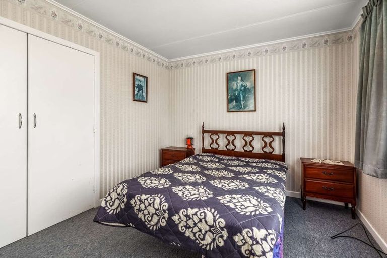 Photo of property in 10 Humphrey Street, Marton, 4710