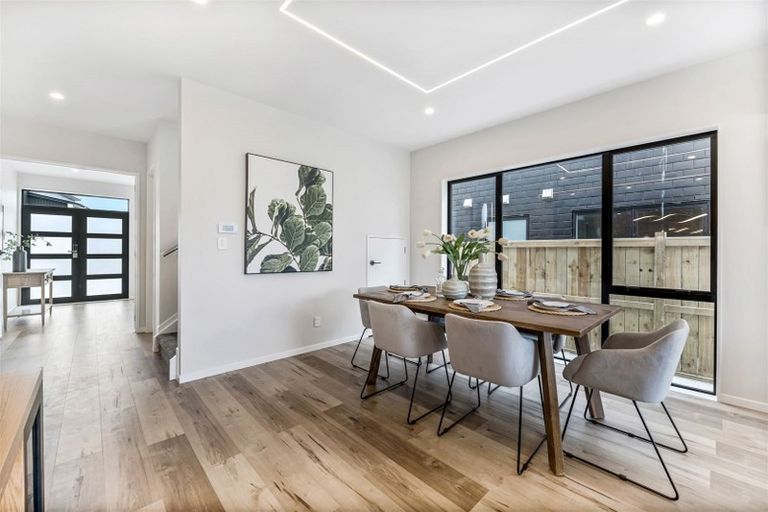 Photo of property in 13 Downpatrick Drive, Flat Bush, Auckland, 2019