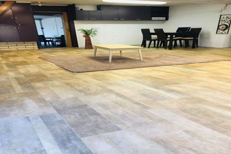 Photo of property in 18 Renwick Street, Papakura, 2110