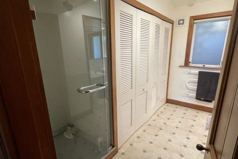 Photo of property in 16 Talavera Terrace, Kelburn, Wellington, 6012