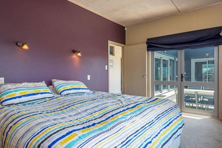 Photo of property in 5 Koputara Road, Himatangi Beach, Foxton, 4891