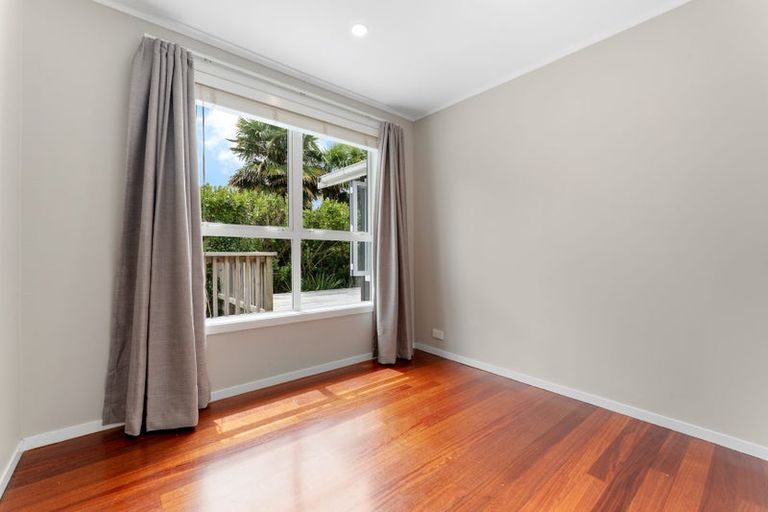 Photo of property in 22 Denehurst Drive, Waimauku, 0812