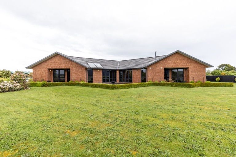 Photo of property in 28 Pukutahi Drive, Te Anau, 9600