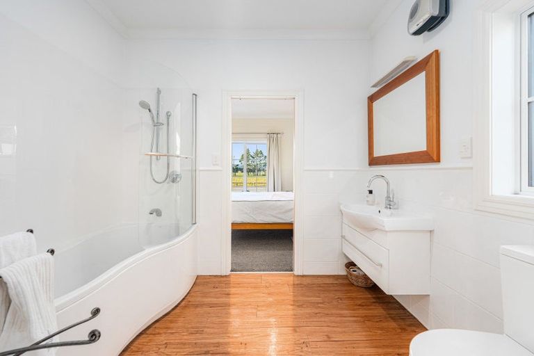 Photo of property in 39 Dittmer Drive, Awapuni, Palmerston North, 4412