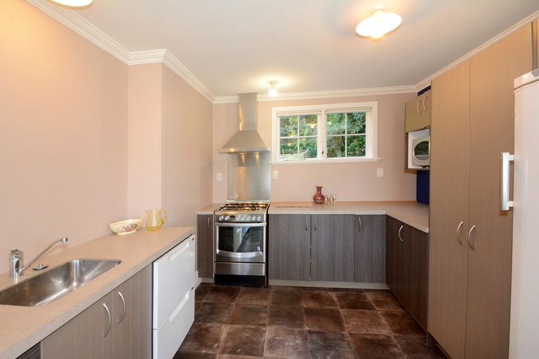 Photo of property in 14 Wanaka Street, Ravensbourne, Dunedin, 9022