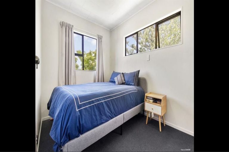 Photo of property in 8/37a Glengarry Road, Glen Eden, Auckland, 0602