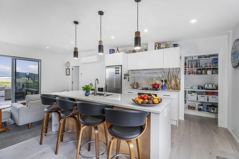 Photo of property in 110 Hamiora Street, Matarangi, 3592