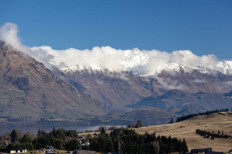 Photo of property in 739 Aubrey Road, Albert Town, Wanaka, 9305