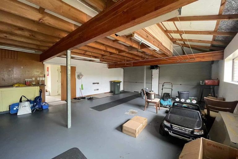 Photo of property in 15 Motuora Road, Manly, Whangaparaoa, 0930