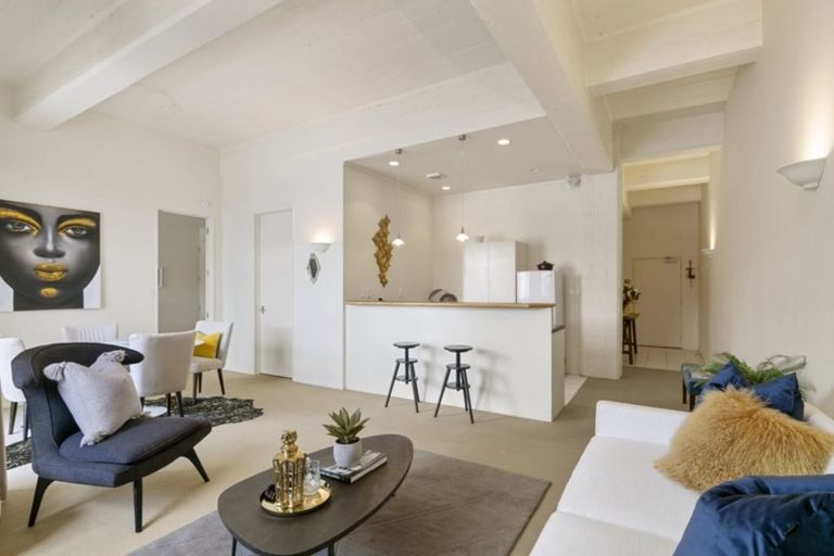 Photo of property in Tennyson Apartments, 14/25 Tennyson Street, Te Aro, Wellington, 6011