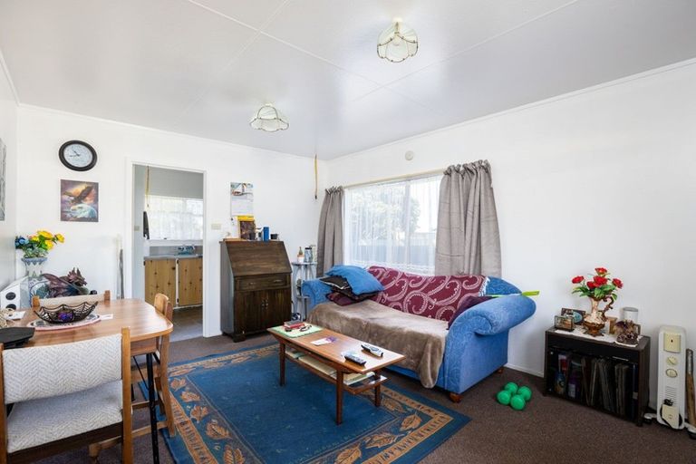 Photo of property in 70 Hume Street, Waitara, 4320