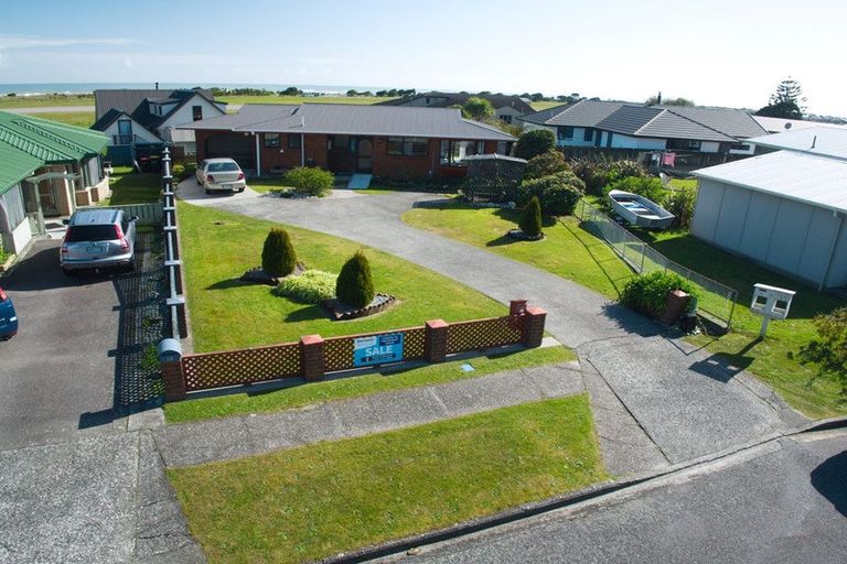 Photo of property in 18 Parfitt Place, Greymouth, 7805