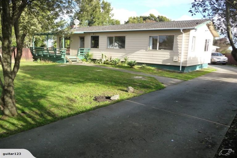 Photo of property in 1/12 Goldnib Place, Randwick Park, Auckland, 2105
