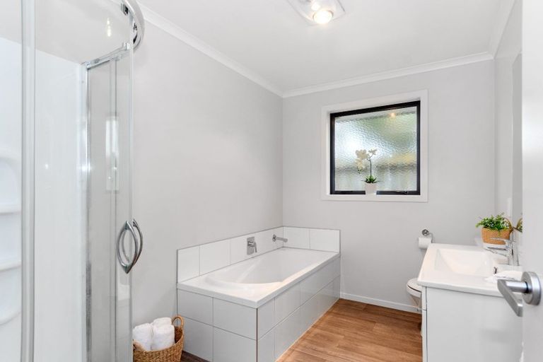 Photo of property in 25 Emerald Shores Drive, Papamoa Beach, Papamoa, 3118