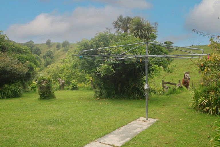 Photo of property in 109 Paremata Branch Road, Tolaga Bay, 4077