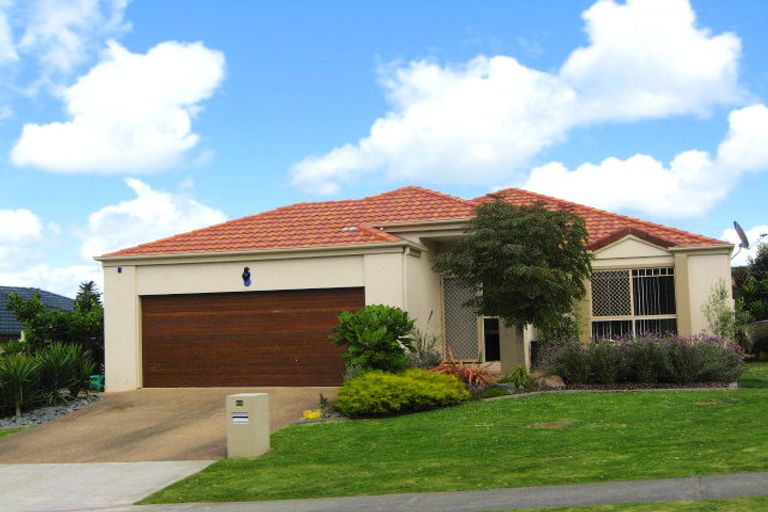 Photo of property in 92 Pinecrest Drive, Gulf Harbour, Whangaparaoa, 0930