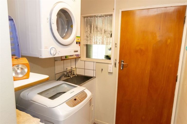 Photo of property in 2b Walker Place, Rangiora, 7400