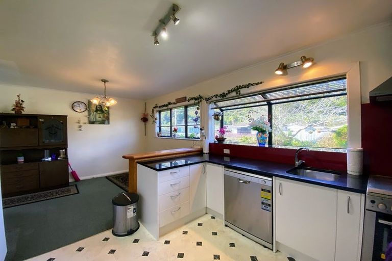 Photo of property in 1/17 Eldon Grove, Taita, Lower Hutt, 5019