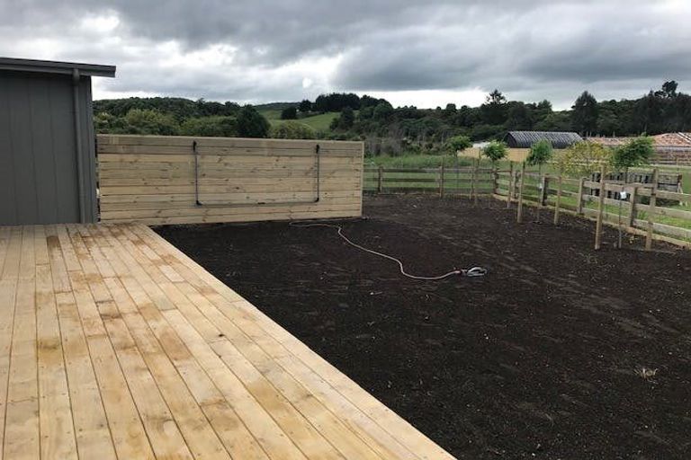 Photo of property in 9 Pukatea Lane, Kinloch, Taupo, 3377