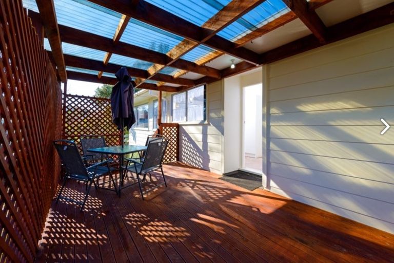 Photo of property in 24 Bellringer Road, Massey, Auckland, 0614