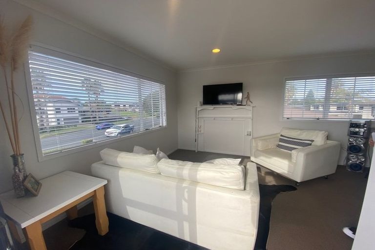 Photo of property in 198 Oceanbeach Road, Mount Maunganui, 3116